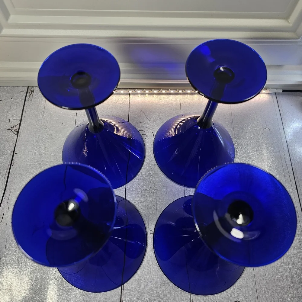 Pier One Blue Martini Glasses Set of 4 in a deep cobalt blue beautiful color
